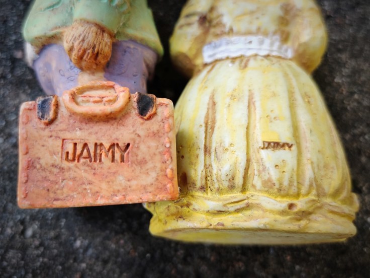 Nallefiguureissa lukeva valmistajan nimi Jaimy.